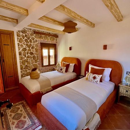 Hotel Abi Khancha Šafšawán Exteriér fotografie