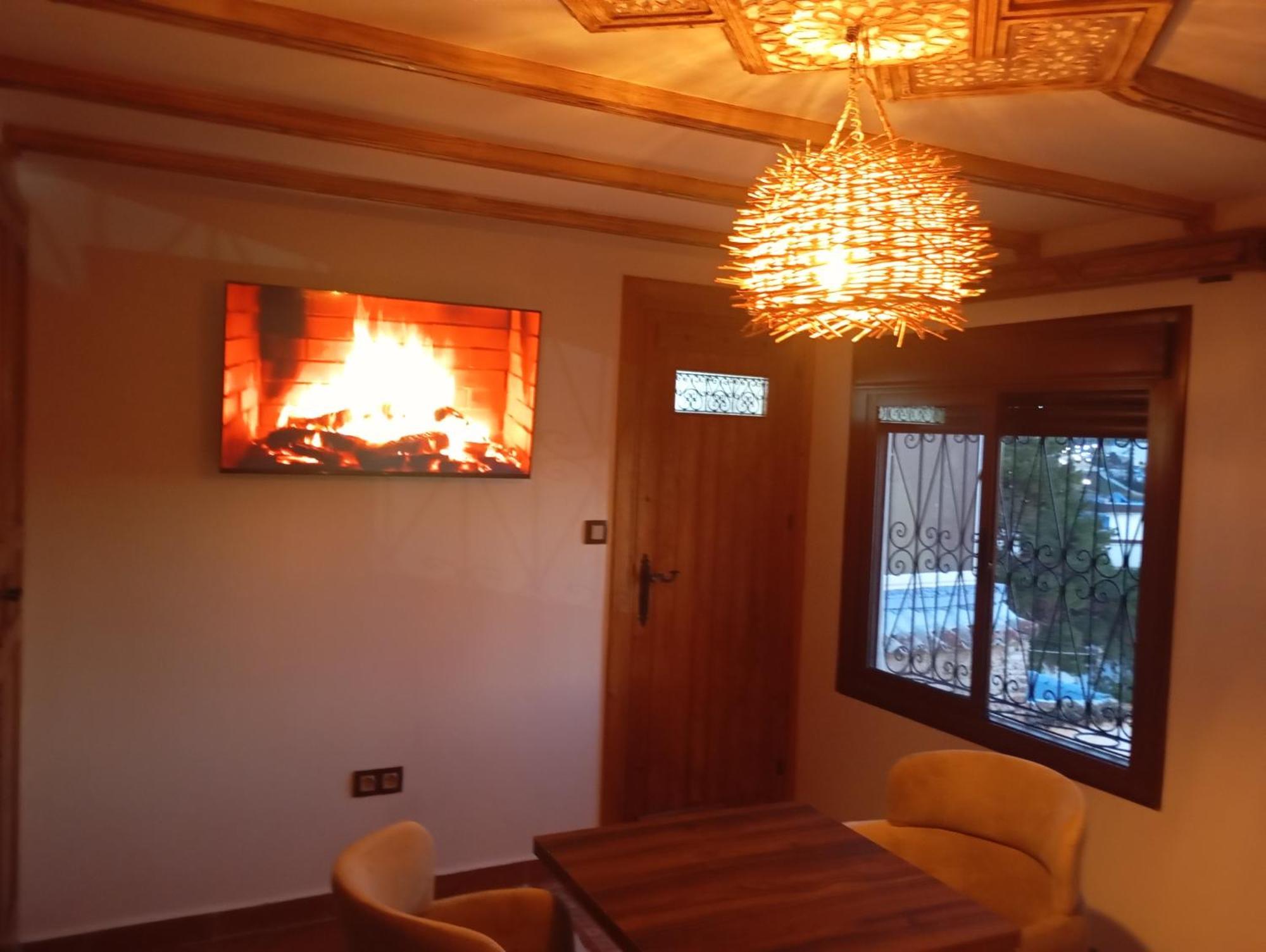 Hotel Abi Khancha Šafšawán Exteriér fotografie